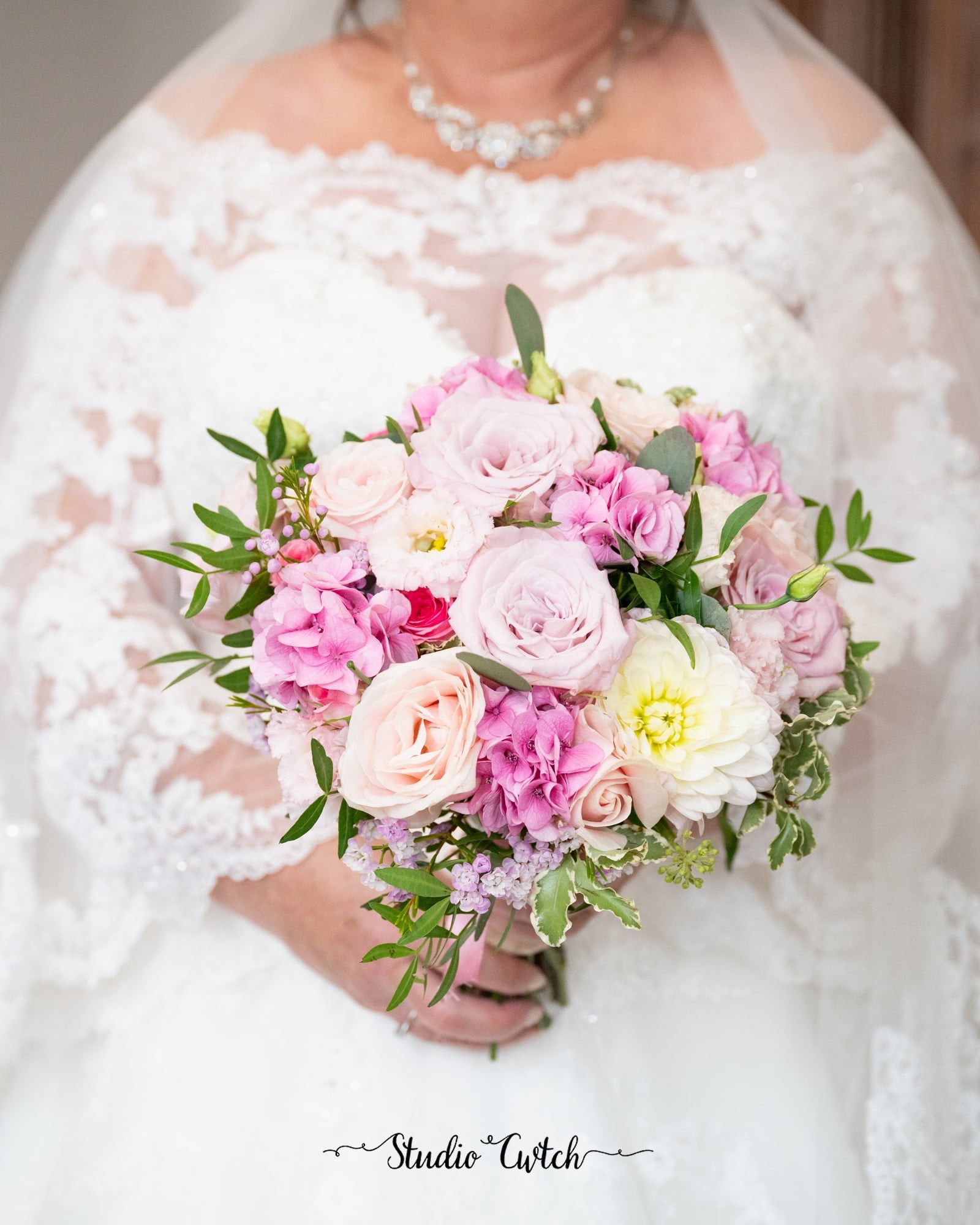 Fresh Bridal Bouquets